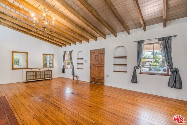 Building Photo - 12255 Addison St