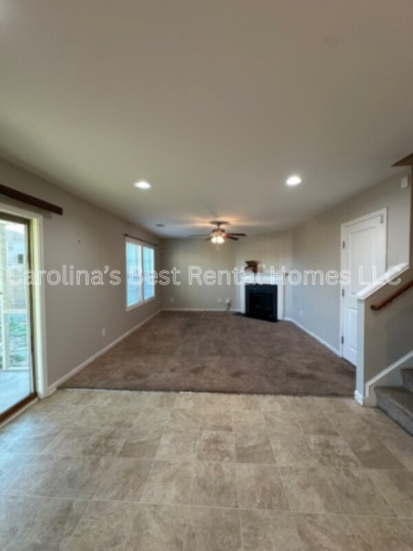 Building Photo - 257 Allans Mill Dr