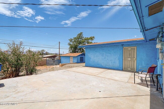 Building Photo - 5912 Cleveland Ave