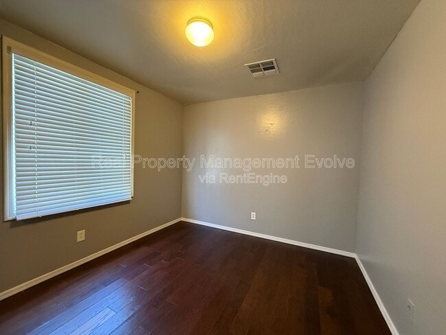 Building Photo - 4274 E Jasper Dr