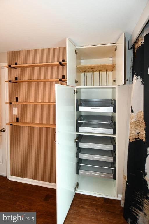 Building Photo - 8844 Mourning Dove Ct