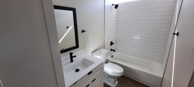 Building Photo - 1716 N 20th St