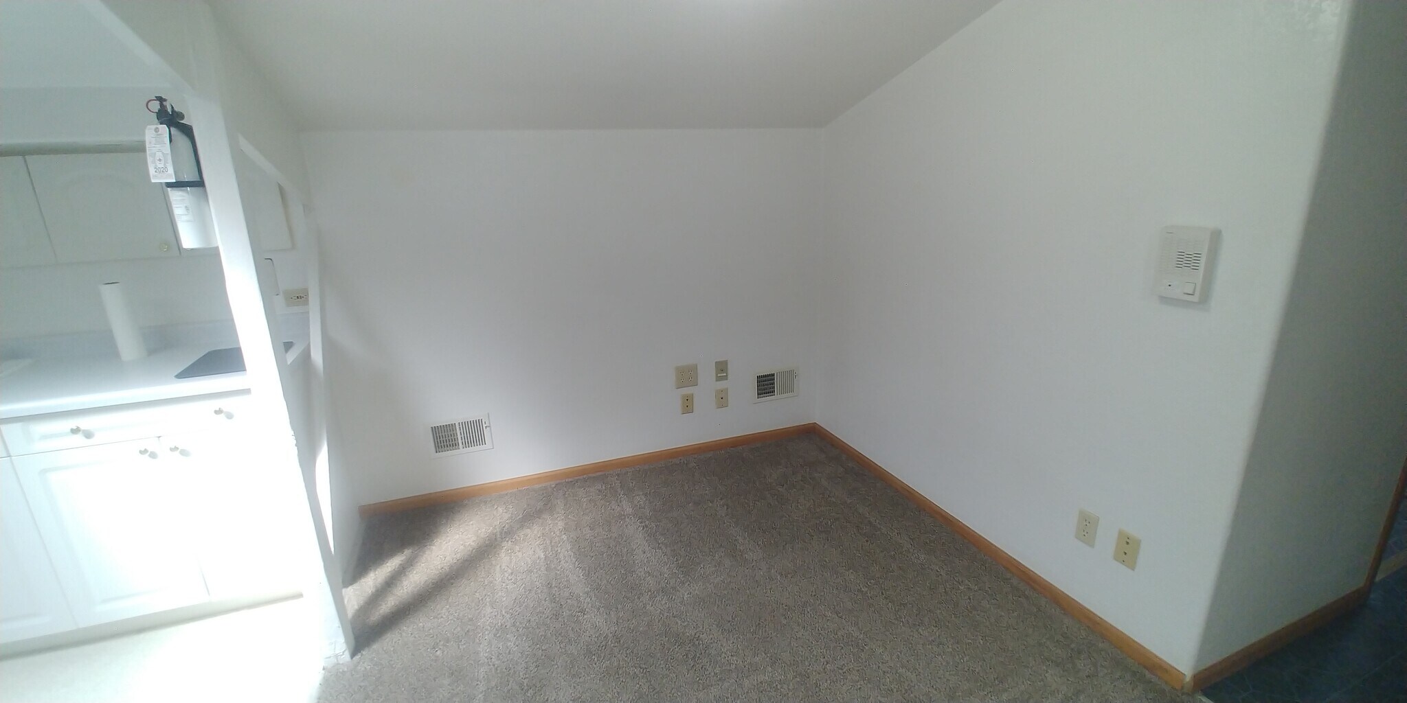 Building Photo - 7918 E 500N Rd