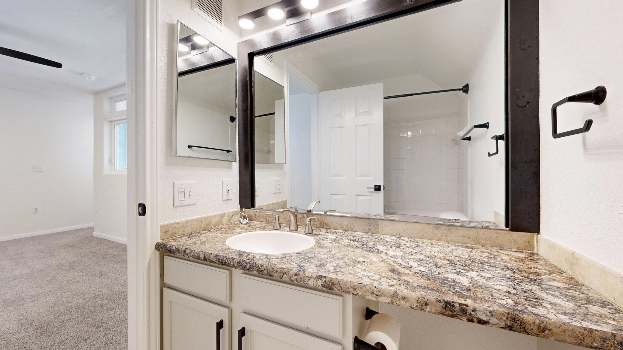 Loft Full Bath - 6021 Castlegate Dr W