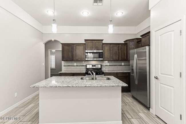 Building Photo - 14824 Harry Flournoy Ave