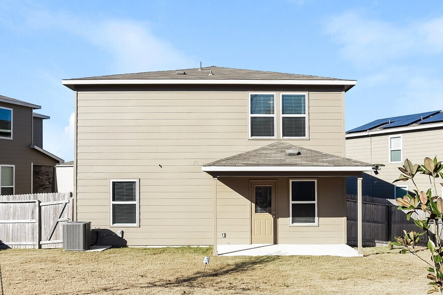 Building Photo - 10730 Castello Cyn