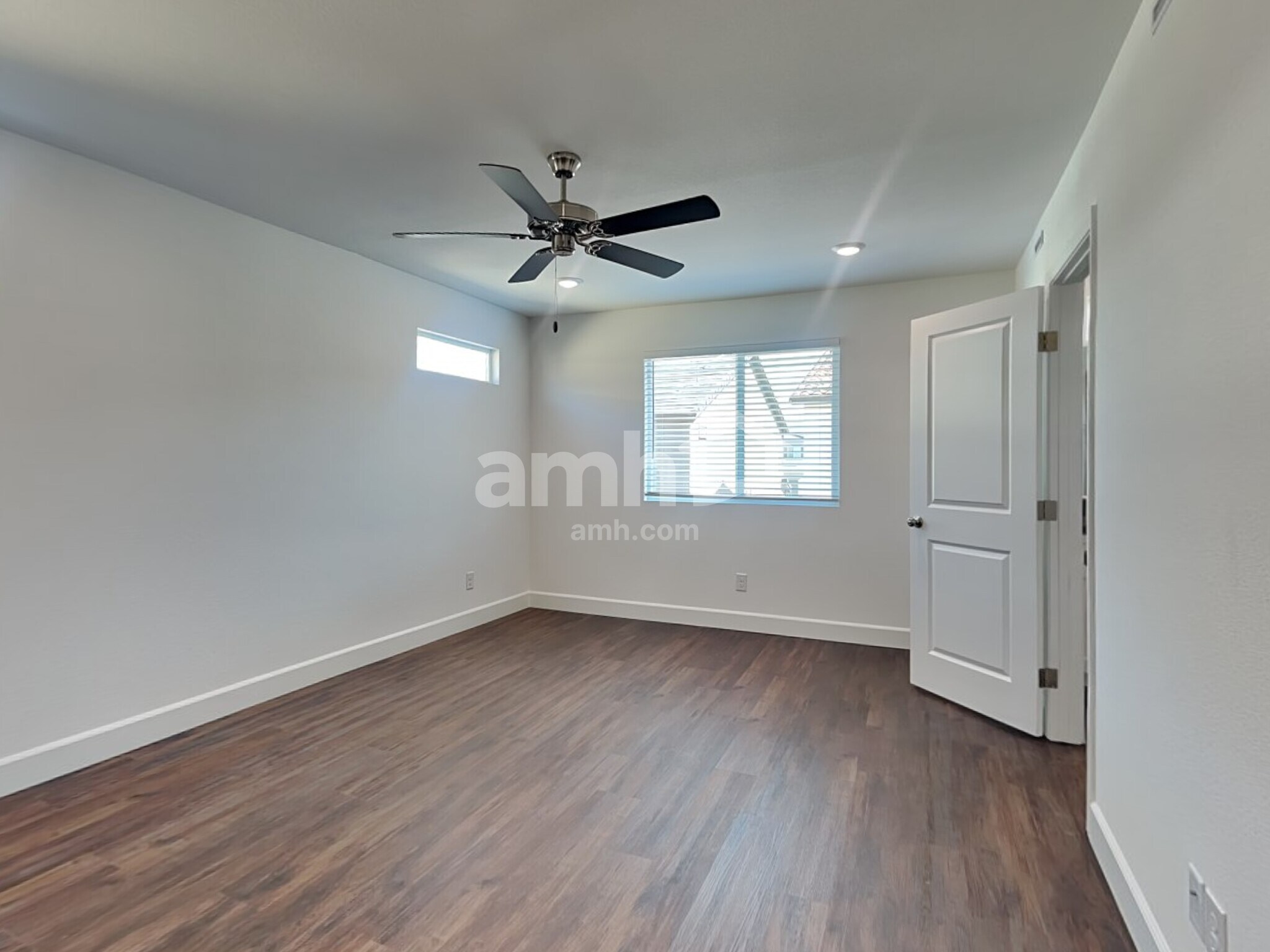 Building Photo - 8883 Carmine Cob Ave