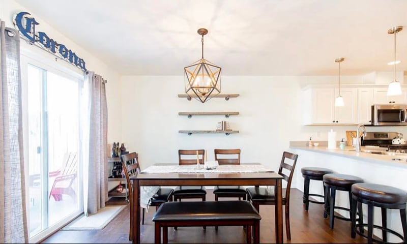 Building Photo - 1650 Davis Ln