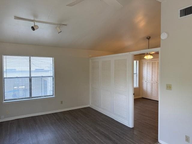 Building Photo - 1401 W 29th St