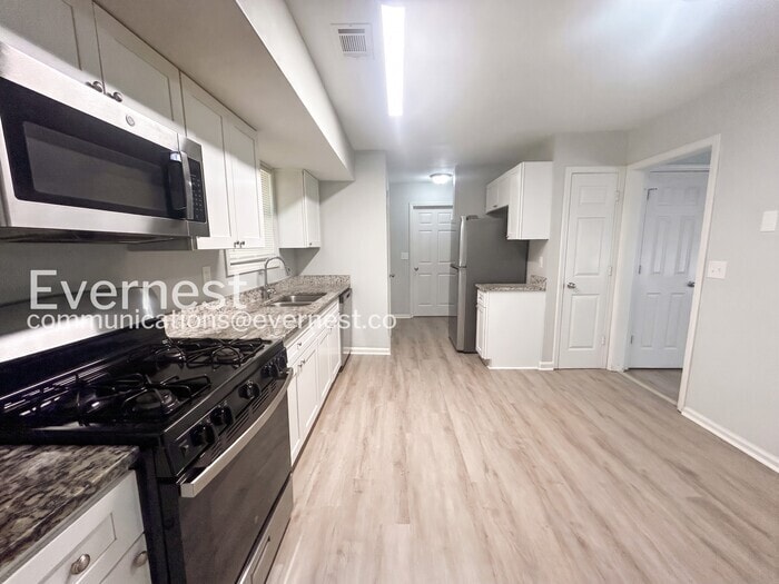 Building Photo - 1533 Northcut Ct