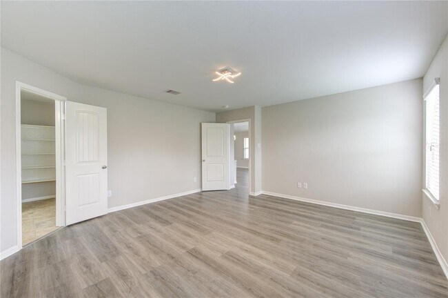 Building Photo - 9207 Ranch Ridge Ln