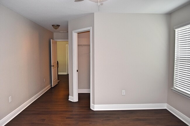 Building Photo - 192 Windchime Way