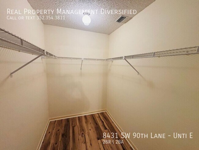 Building Photo - 8431 SW 90th Ln