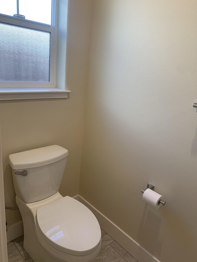 Building Photo - 3626 Aaron Dr