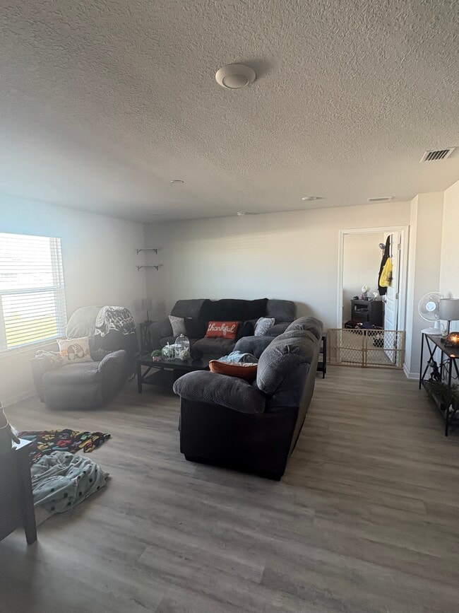 Building Photo - 6469 Bellavia Ln