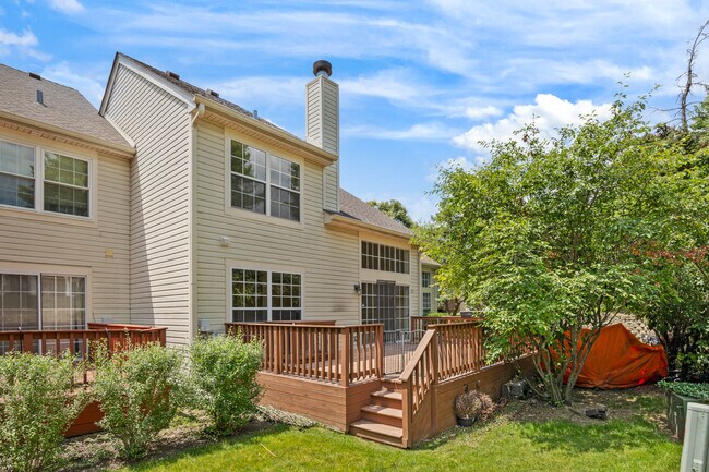 Building Photo - 2234 Seaver Ln