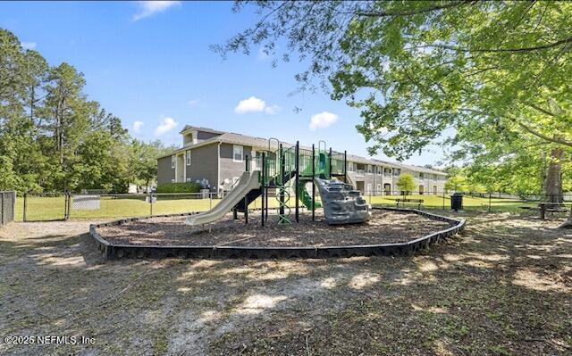 Building Photo - 7920 Merrill Rd