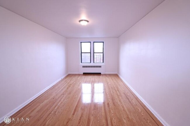 Primary Photo - 1 bedroom in REGO PARK NY 11374