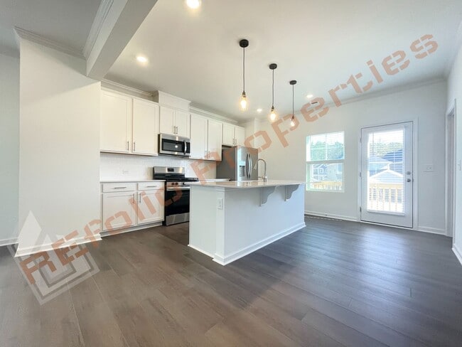 Building Photo - Rental Resort Living! Gorgeous End Unit 3 Story 4 bedroom, 3.5 bathroom Bradley Townhome With Man...