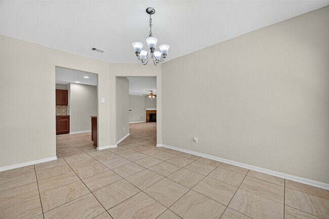 Building Photo - 20123 Windy Stone Dr