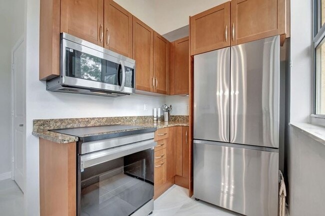 Building Photo - 350 N Federal Hwy