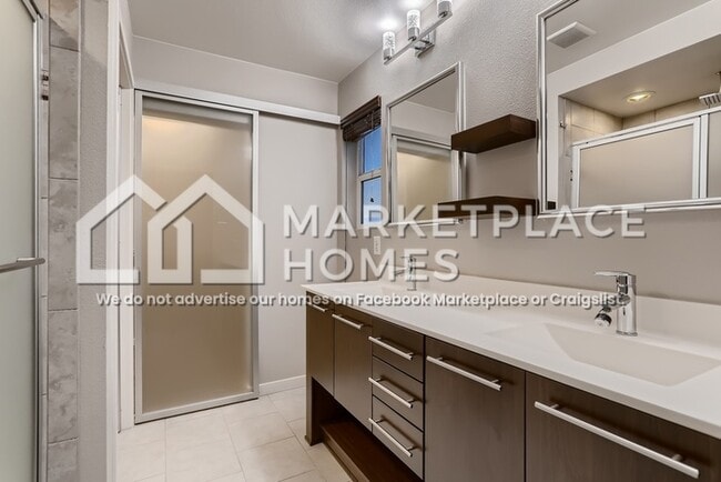 Building Photo - 10803 Sedalia Cir