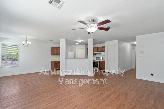 Building Photo - 1015 Glen Meadow Cove