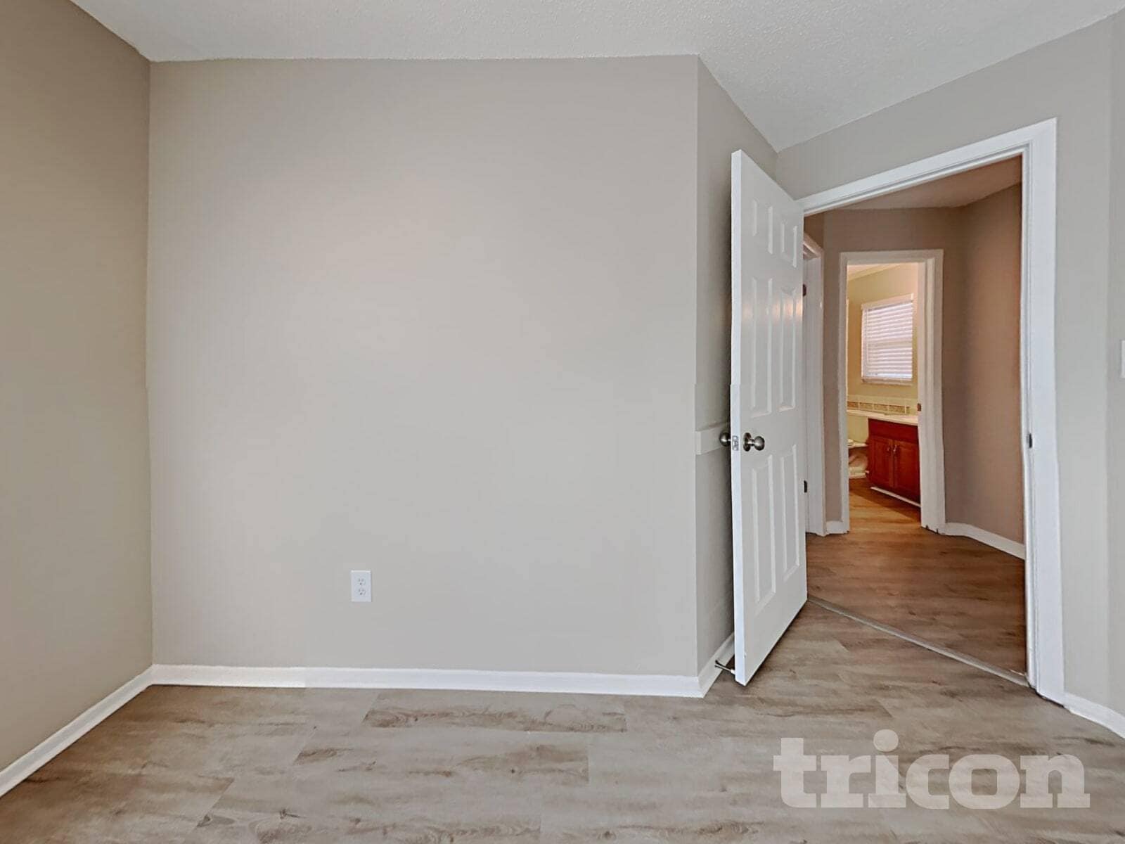 Building Photo - 2942 Mallorn Way