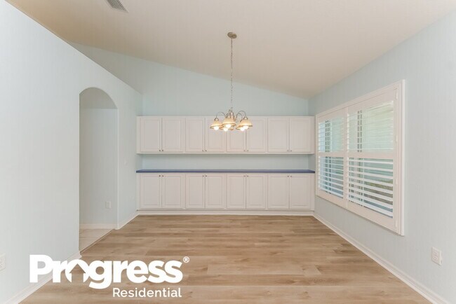 Building Photo - 3021 Barbados Ave