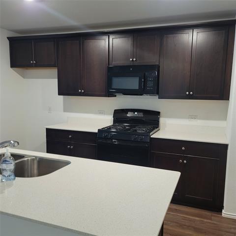 Building Photo - 1213 Wildflower St