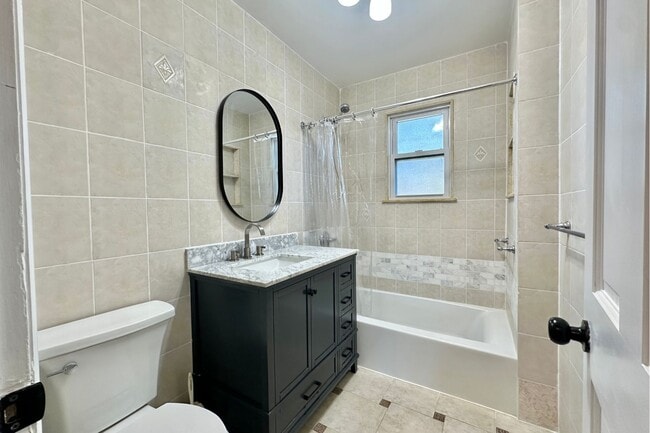 Building Photo - 71-51 Kessel St