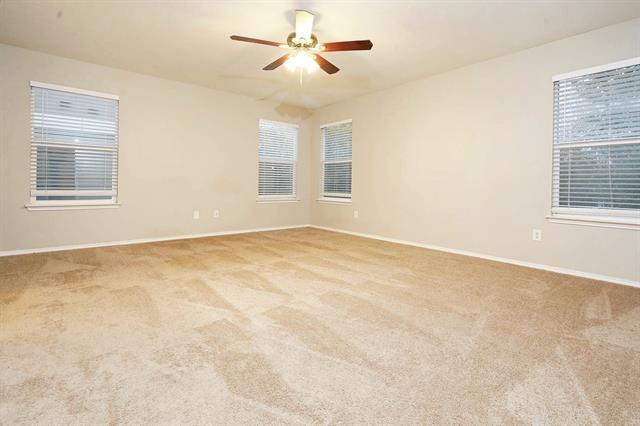 Building Photo - 1612 Cambridge Dr