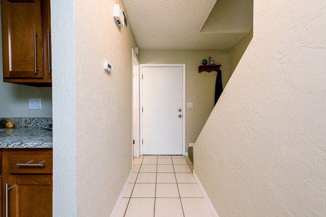 Building Photo - 246 Timberline Trail