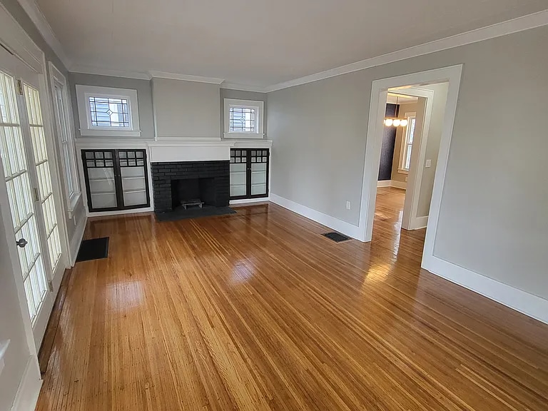 Building Photo - 25 Richland St