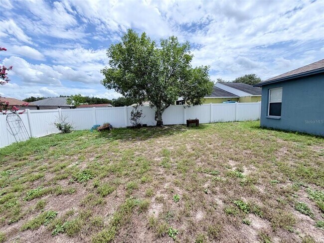 Building Photo - 6868 Bordeaux Blvd