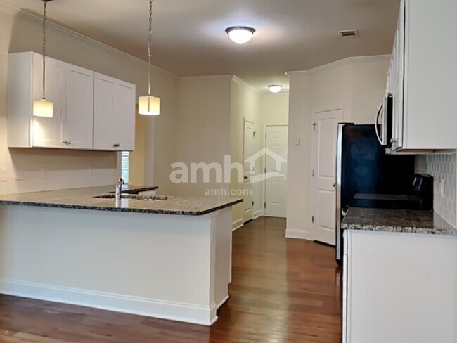 Building Photo - 173 Lanier Court