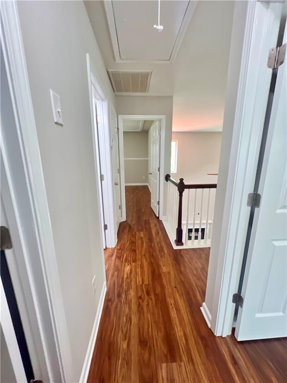 Building Photo - 7040 Silk Tree Pointe