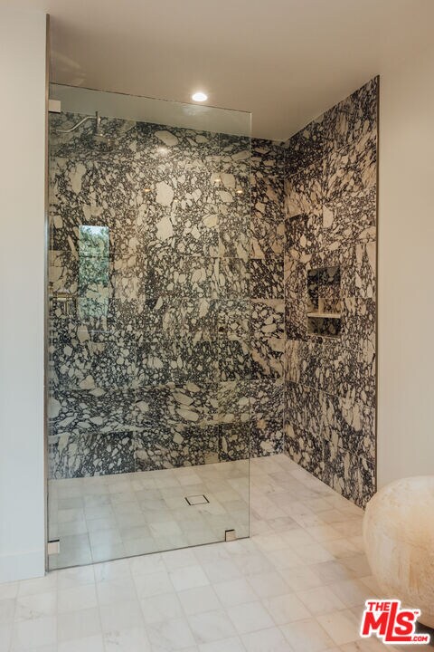 Building Photo - 1560 S Calle Palo Fierro