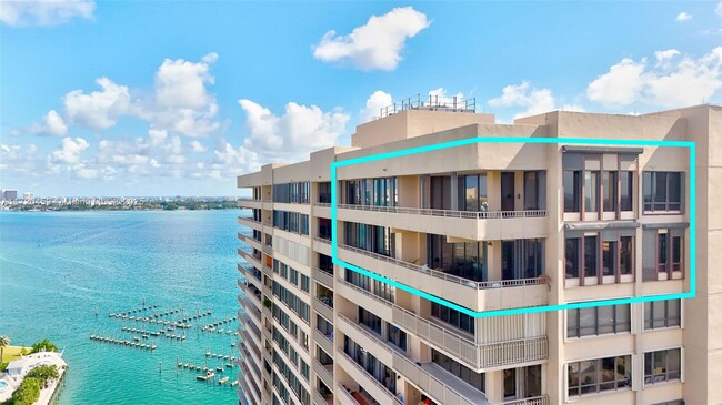 Building Photo - 11113 Biscayne Blvd