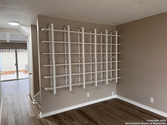 Building Photo - 645 Strings Dr