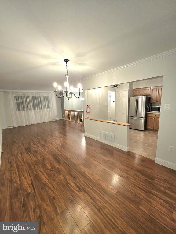 Building Photo - 30 Clark Dr