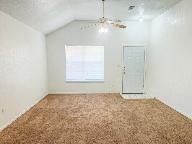 Building Photo - 3802 Hitchrock Dr