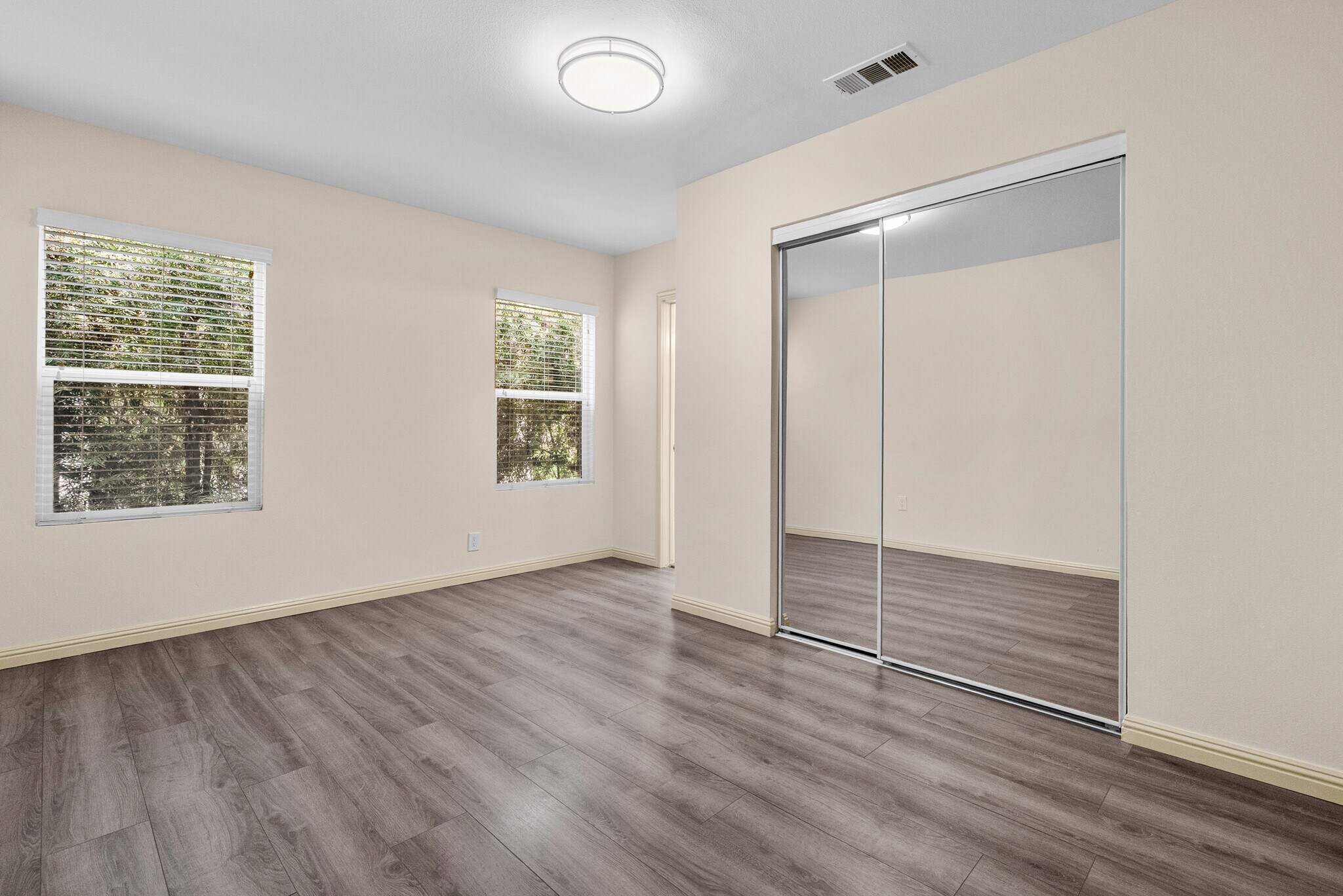 Building Photo - 4417 W 29th St