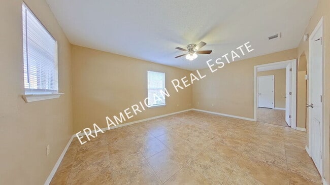 Building Photo - 610 Lee Ave