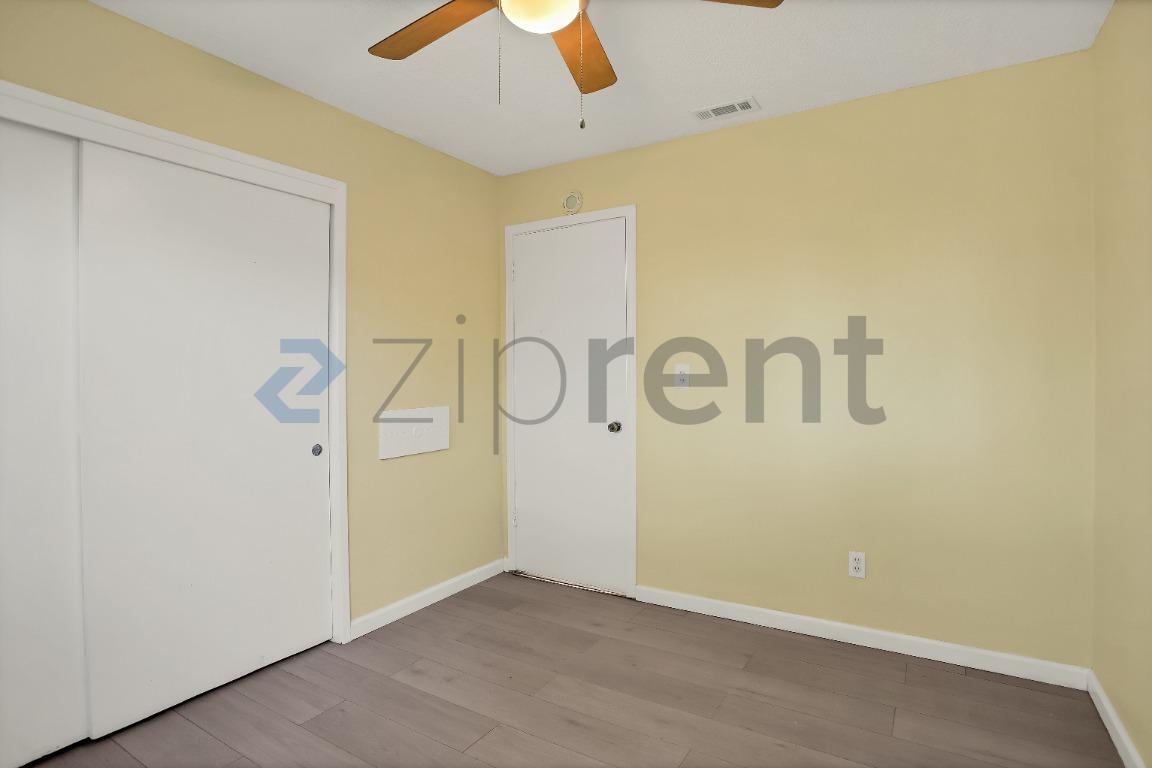 Building Photo - Unit 8922 San Pasqual way