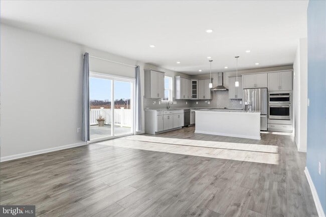 Building Photo - 889 Barksdale Dr