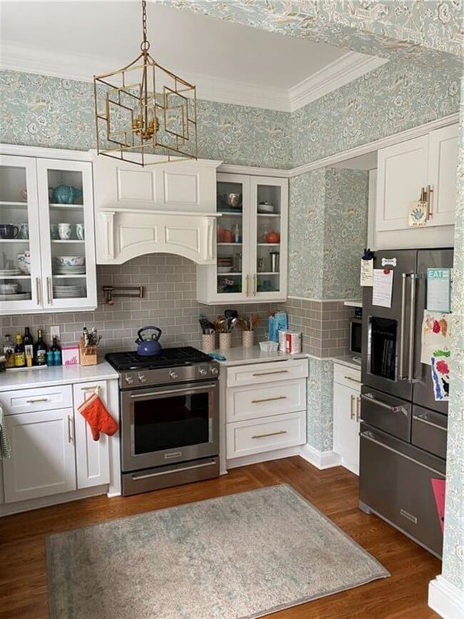 Building Photo - 40 Trumbull St