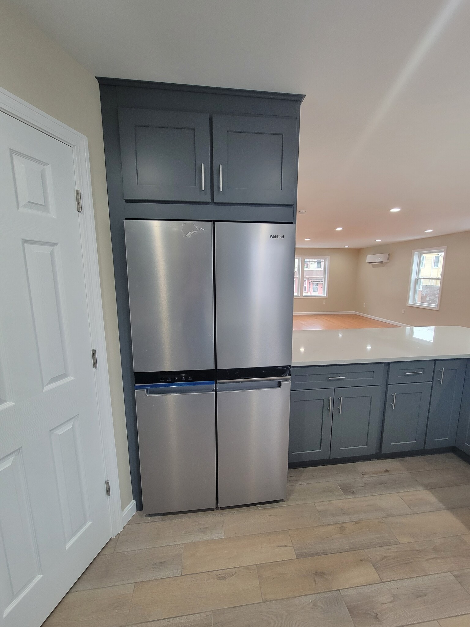 Building Photo - 33 Hamilton St