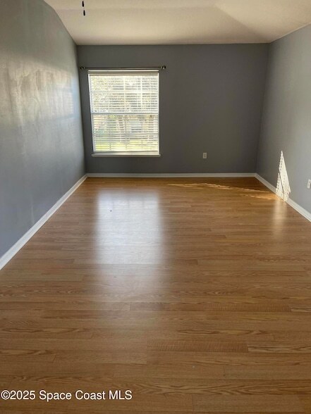 Building Photo - 3072 Chica Cir