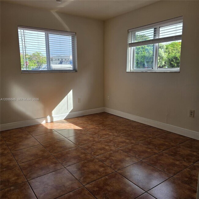Building Photo - 319 Beacom Blvd